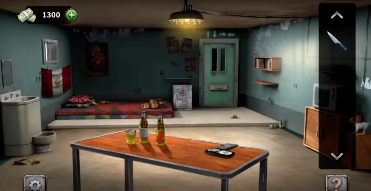 100 Doors Escape from Prison Level 30 Latvia Cell gameplay screenshot