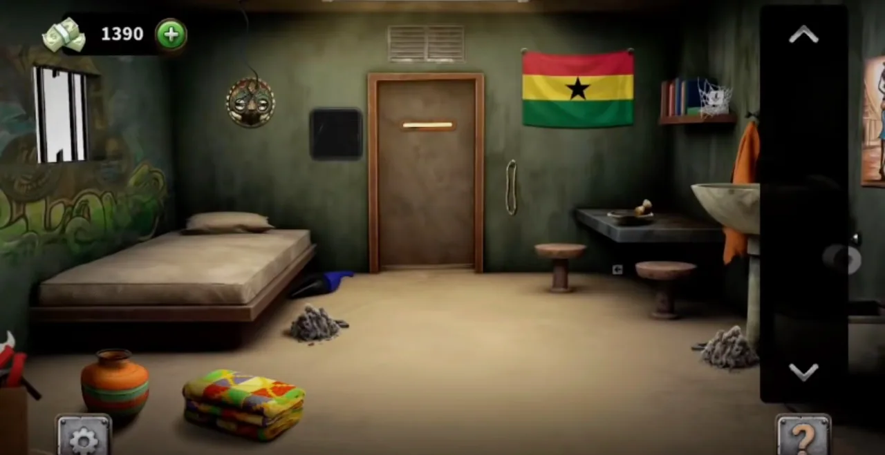 100 Doors Escape from Prison Level 33 Bahrain Cell gameplay screenshot